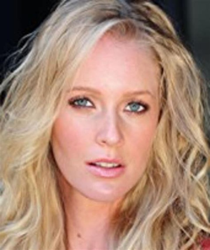 Emily Fonda